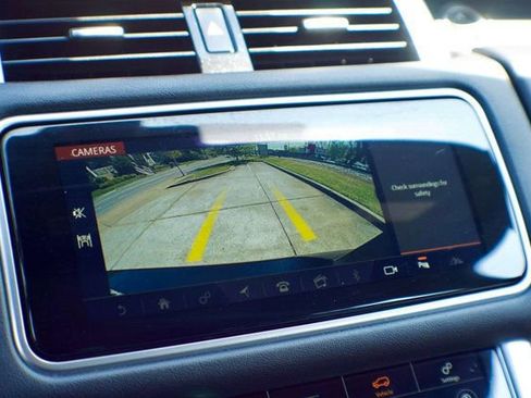 Used 2018 Land Rover Range Rover Sport HSE image 28