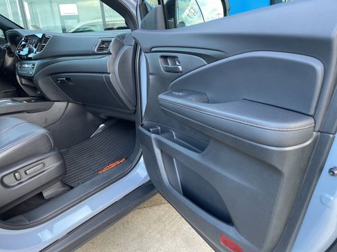 Used 2024 Honda Passport TrailSport image 16