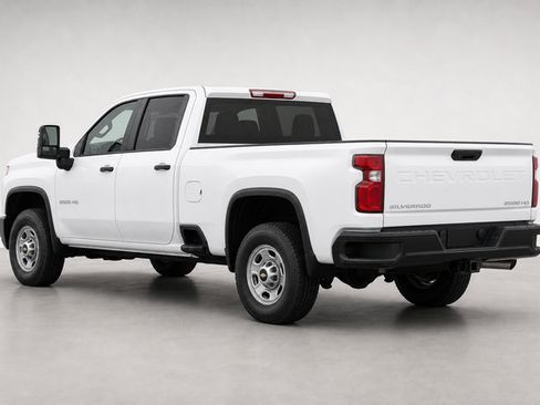 Used 2024 Chevrolet Silverado 2500 Custom w/ Custom Convenience Package AWD/4WD image 5