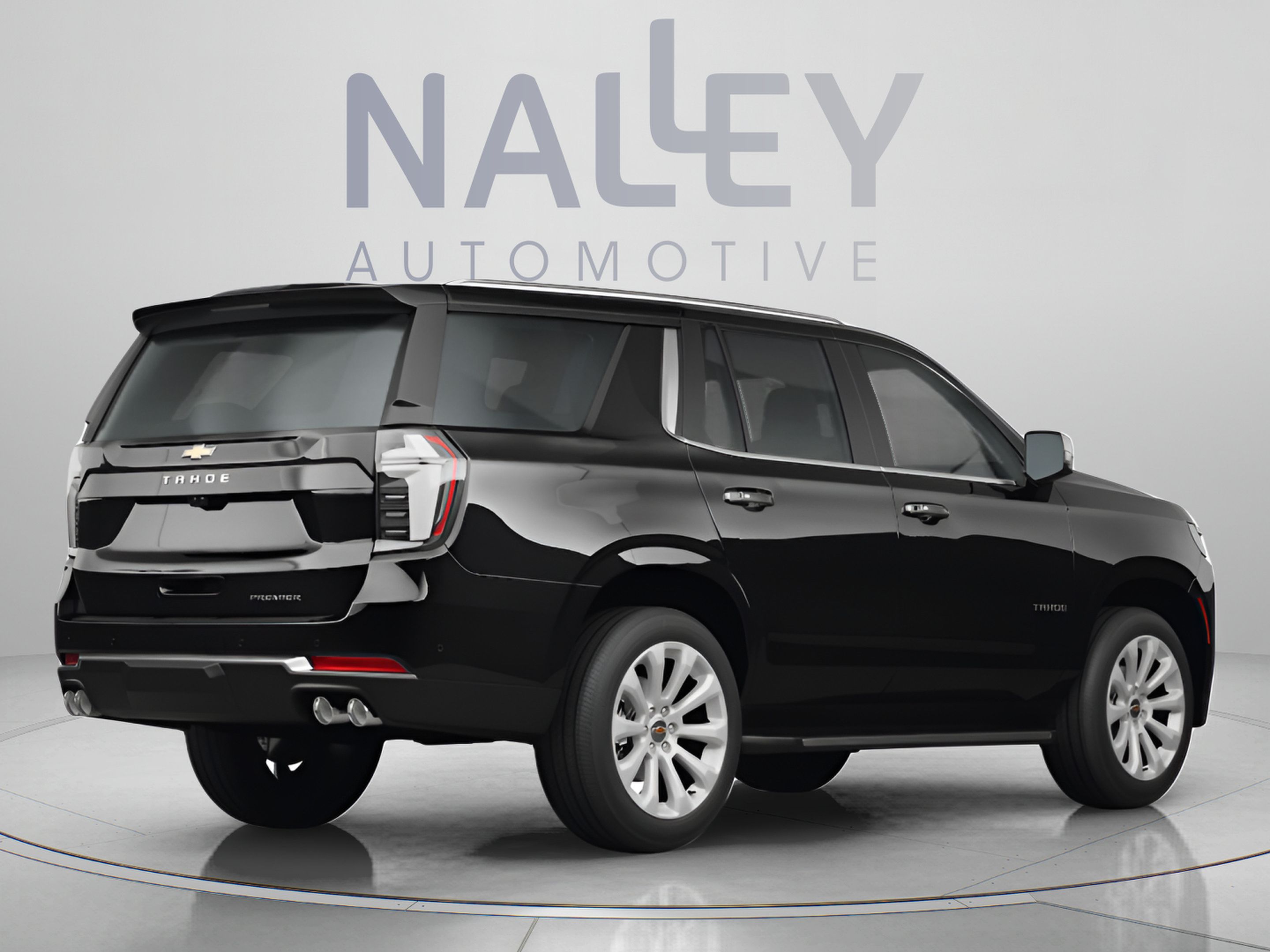 Used 2025 Chevrolet Tahoe Z71 w/ Comfort Package AWD/4WD image 3