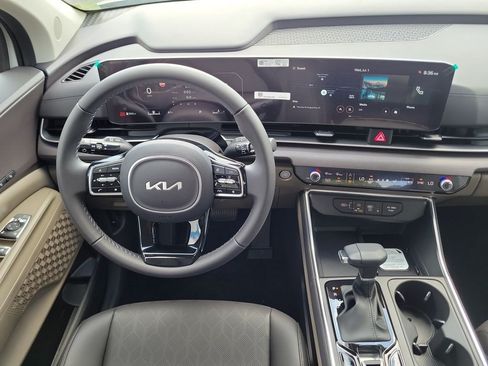 New 2026 Kia Carnival SX FWD image 19