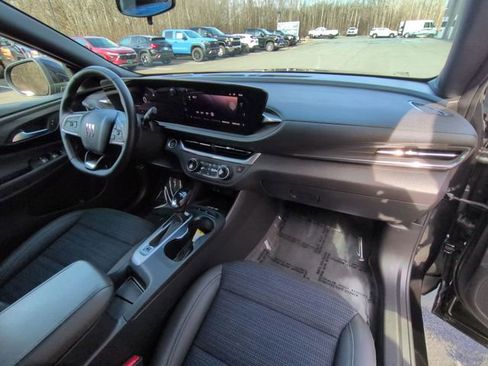 Used 2024 Buick Envista Preferred w/ Convenience I Package image 26