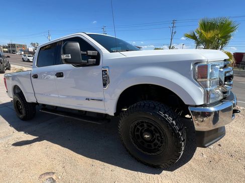 Used 2020 Ford F250 XLT w/ FX4 Off-Road Package AWD/4WD image 5