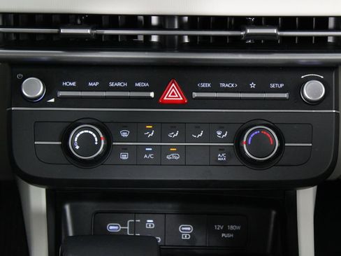 Used 2026 Hyundai Tucson SE FWD image 22