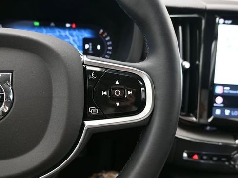 Used 2025 Volvo XC60 B5 Ultra w/ Protection Package Premier AWD/4WD image 26