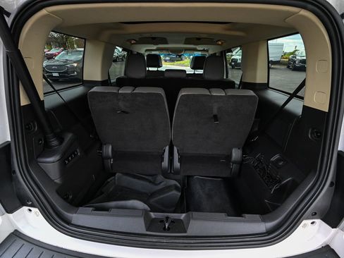 Used 2018 Ford Flex Limited w/ Equipment Group 303A AWD/4WD image 16