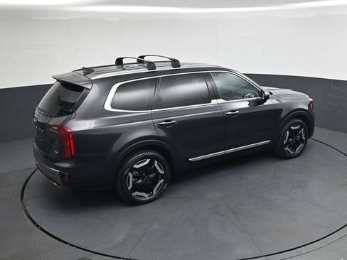 Used 2025 Kia Telluride S AWD/4WD image 14