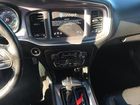 Used 2021 Dodge Charger SXT w/ Plus Group image 7