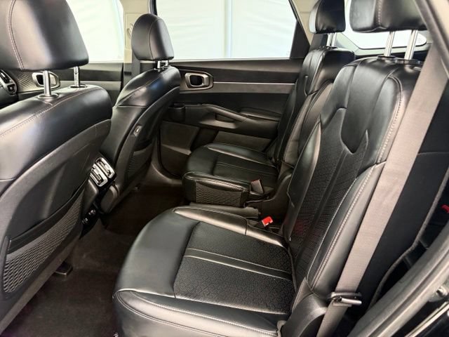 Used 2022 Kia Sorento S AWD/4WD image 16