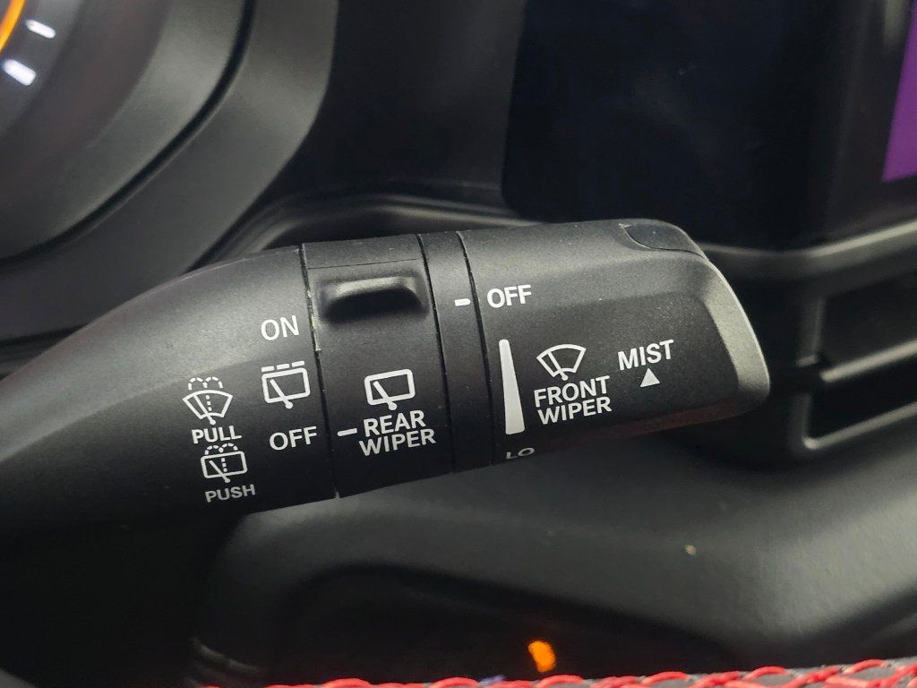 Used 2024 Jeep Wrangler Unlimited Rubicon AWD/4WD image 30