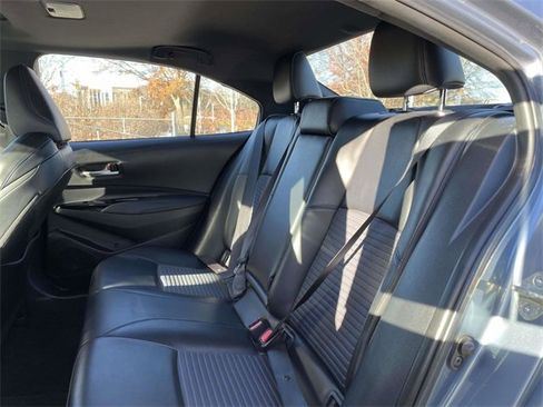 Used 2020 Toyota Corolla XSE image 16