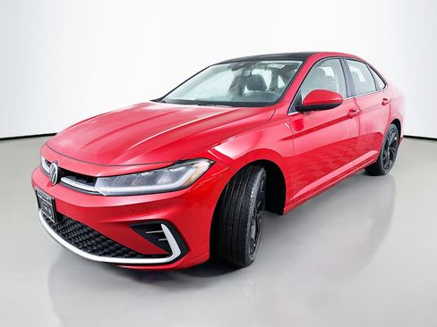 New 2026 Volkswagen Jetta SE image 3
