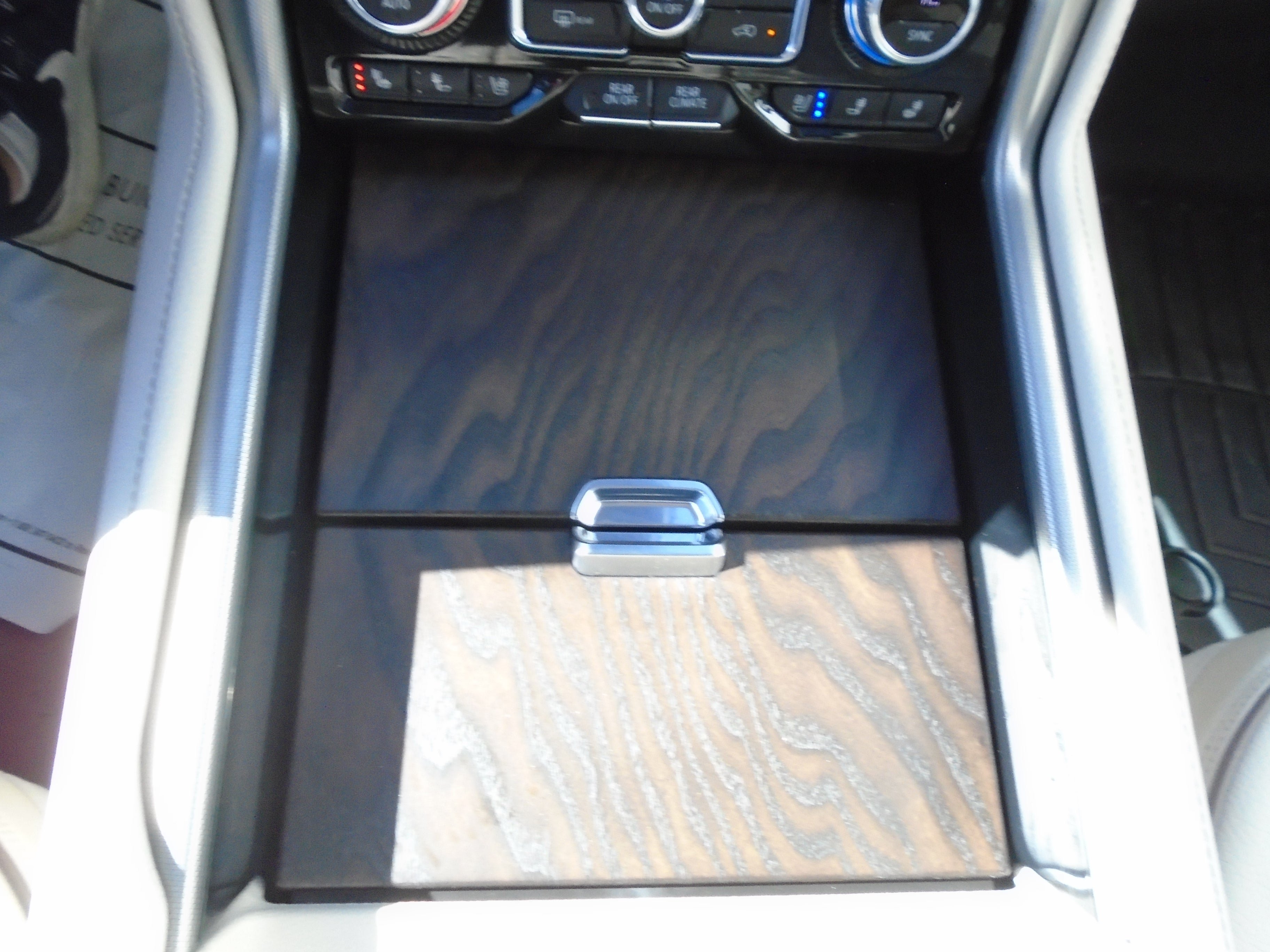 Used 2023 GMC Yukon Denali AWD/4WD image 70