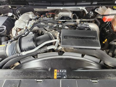 Used 2024 Chevrolet Silverado 2500 LT AWD/4WD image 33