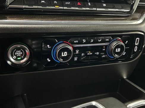 Used 2023 Chevrolet Silverado 1500 RST RWD image 21