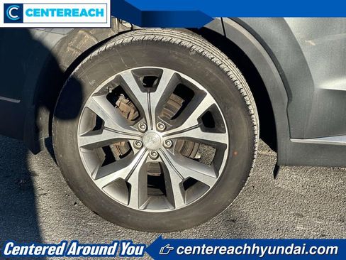 Used 2022 Hyundai Palisade SEL w/ 8P Bench Seat Package image 6
