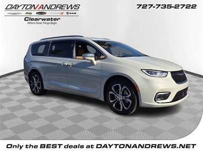 Used 2021 Chrysler Pacifica Pinnacle