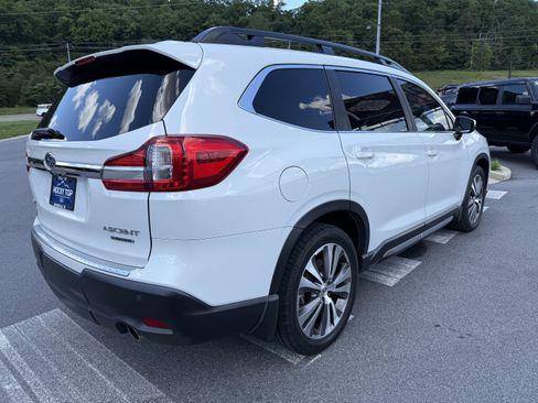 Used 2021 Subaru Ascent Limited w/ Technology Package AWD/4WD image 5
