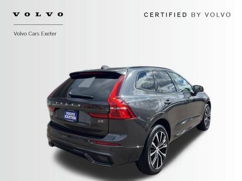 Certified 2025 Volvo XC60 B5 Ultra image 10