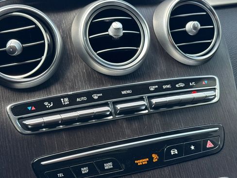 Certified 2022 Mercedes-Benz GLC 300 4MATIC image 27