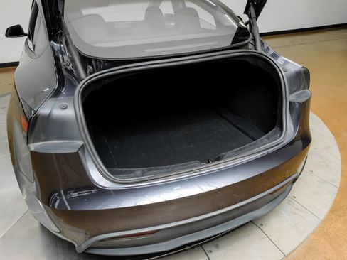 Used 2024 Tesla Model 3 Standard Range RWD image 48