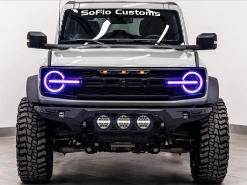 Used 2023 Ford Bronco Wildtrak image 4