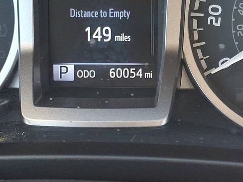 Used 2022 Toyota Tacoma image 19