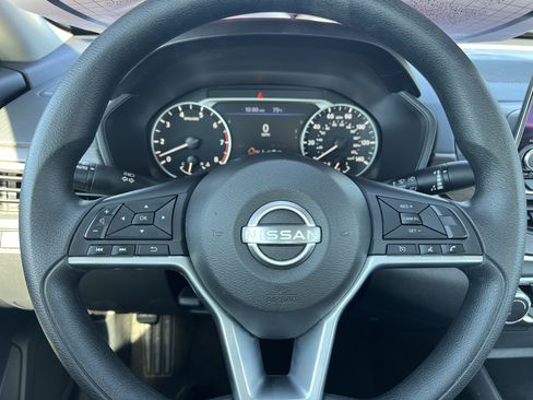 Certified 2025 Nissan Altima 2.5 SV FWD image 22