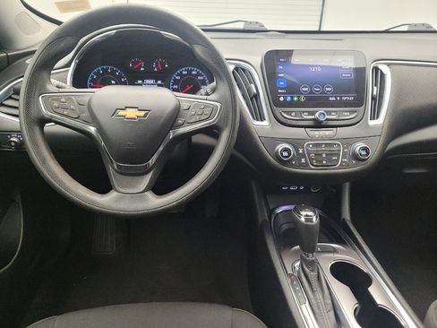 Used 2020 Chevrolet Malibu LT FWD image 22