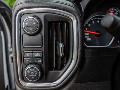 Used 2019 Chevrolet Silverado 1500 LTZ w/ LTZ Plus Package RWD image 18