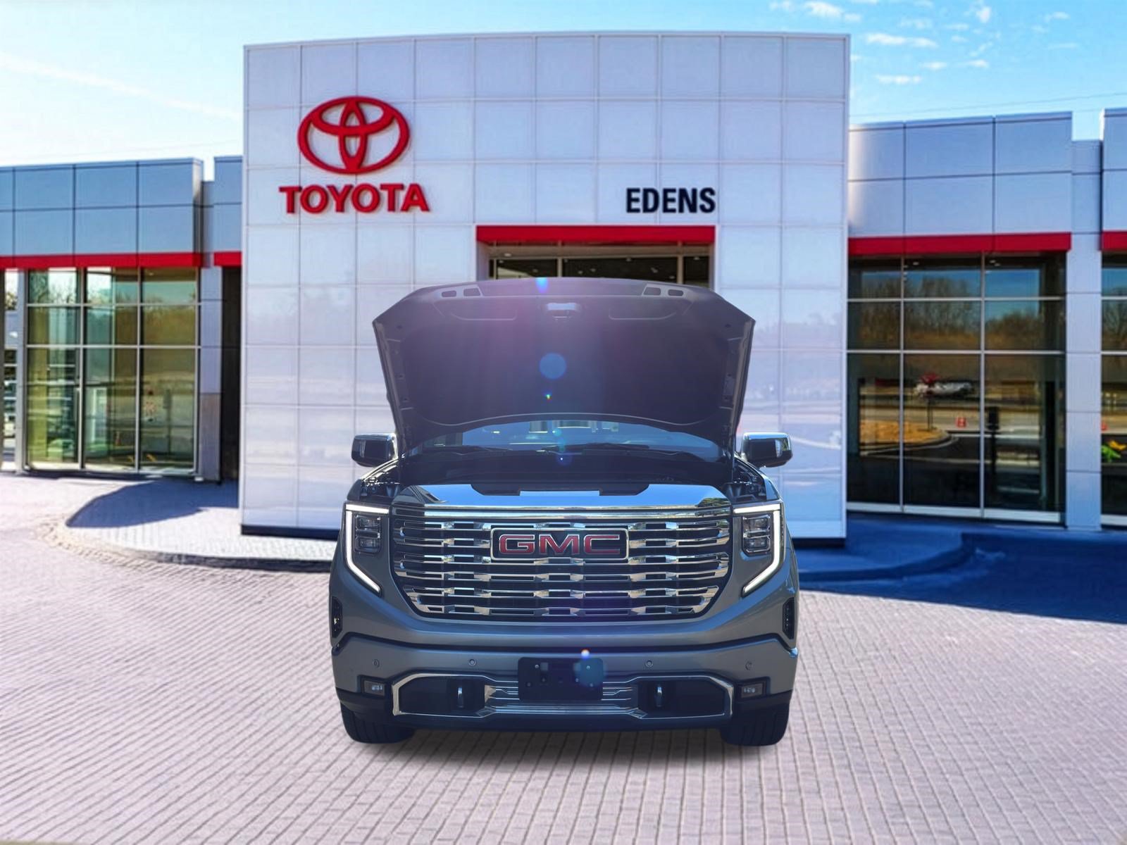 Used 2023 GMC Sierra 1500 Denali w/ Denali Reserve Package AWD/4WD image 10