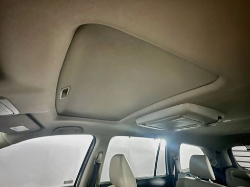 Used 2020 Honda Pilot Touring image 24