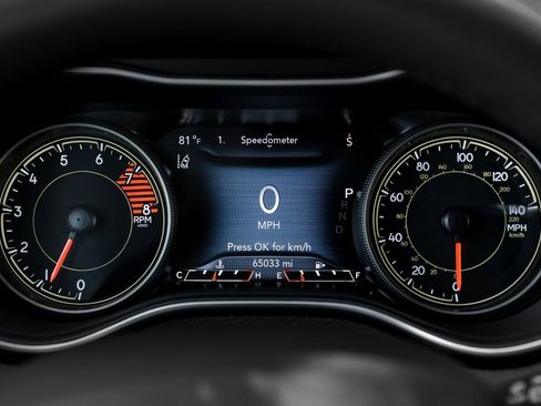 Used 2022 Jeep Cherokee Limited AWD/4WD image 29