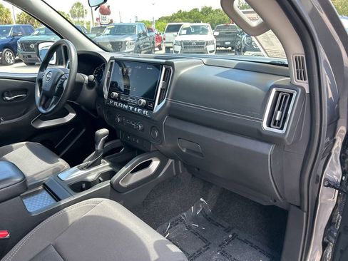 Certified 2025 Nissan Frontier SV RWD image 45