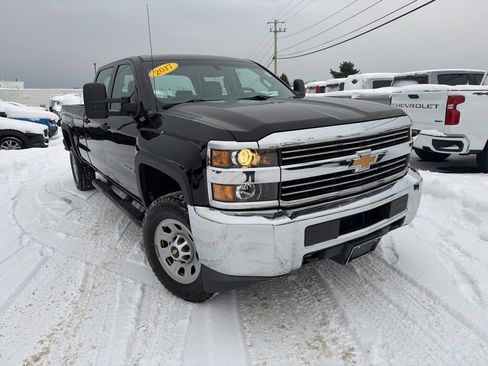 Used 2017 Chevrolet Silverado 3500 W/T w/ Snow Plow Prep Package image 1