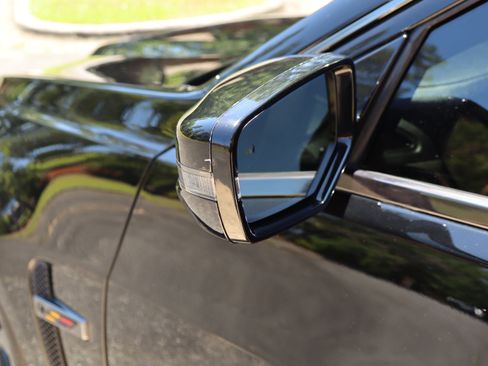 Used 2018 Cadillac CTS V w/ Carbon Fiber Package RWD image 16
