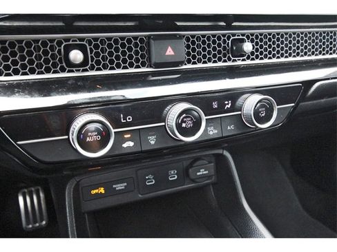 Used 2025 Honda Civic Sport image 24