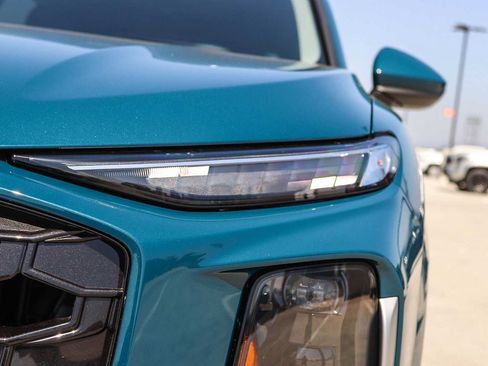 New 2026 Audi Q3 quattro 2.0T AWD/4WD image 7
