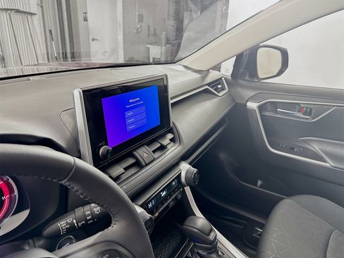 Certified 2023 Toyota RAV4 XLE image 6