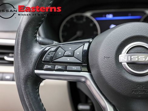 Used 2023 Nissan Altima 2.5 SV w/ SV Premium Package FWD image 15