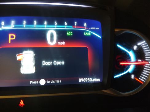 Used 2021 Honda Pilot Special Edition image 6
