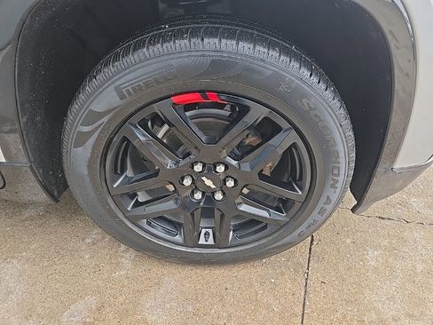 Used 2021 Chevrolet Traverse Premier w/ Redline Edition image 24