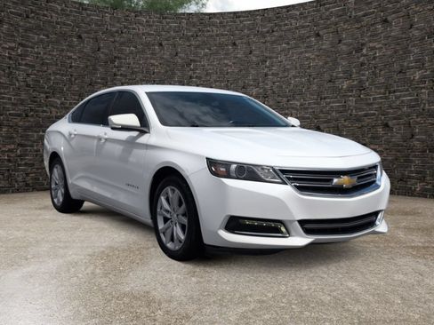Used 2020 Chevrolet Impala LT FWD image 2