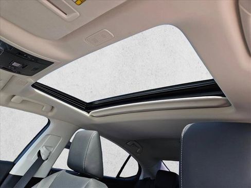 Certified 2025 Lexus ES 300h w/ Premium Package FWD image 17