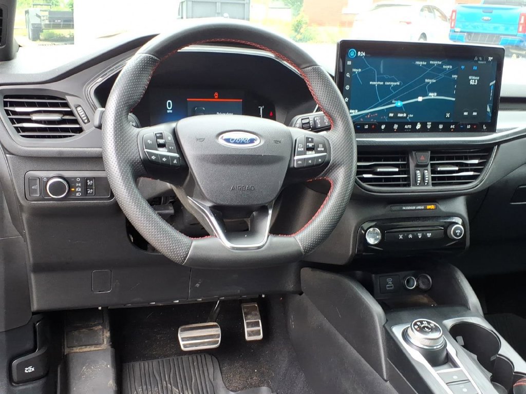 Used 2023 Ford Escape ST-Line w/ Tech Pack #1 AWD/4WD image 17