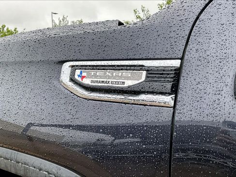 Used 2023 GMC Sierra 1500 SLT AWD/4WD image 33