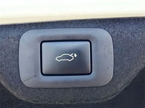 Used 2025 Lexus ES 350 F Sport image 13