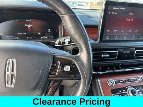 Used 2021 Lincoln Aviator Reserve w/ Elements Package Plus image 17