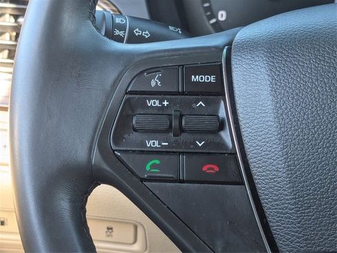 Used 2017 Hyundai Sonata Limited w/ Ultimate Package 04 image 25