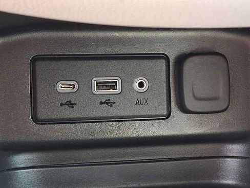 Used 2024 Chevrolet Equinox LS AWD/4WD image 26